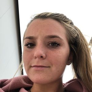 Meet your Posher, Maeve